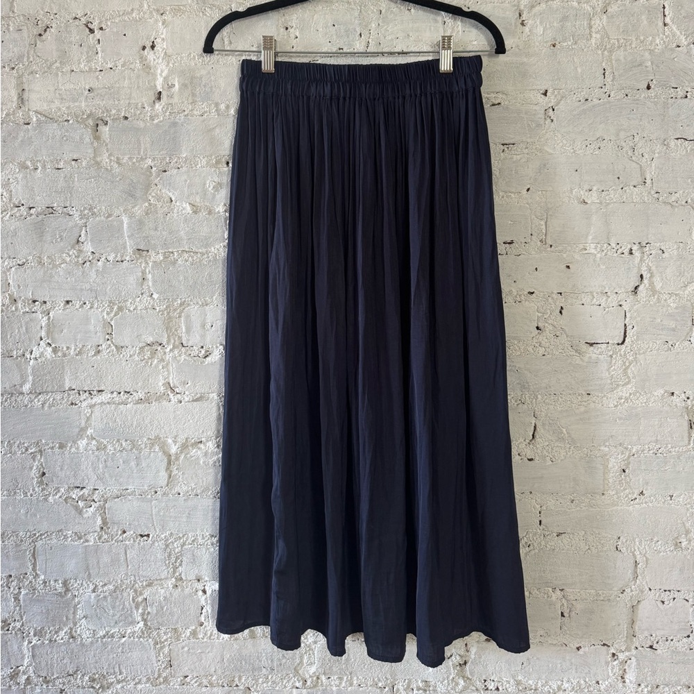 Black Pleated Maxi Skirt for Casual Wear